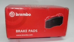 KLOCKI HAMULCOWE BREMBO P23060 - PRZÓD